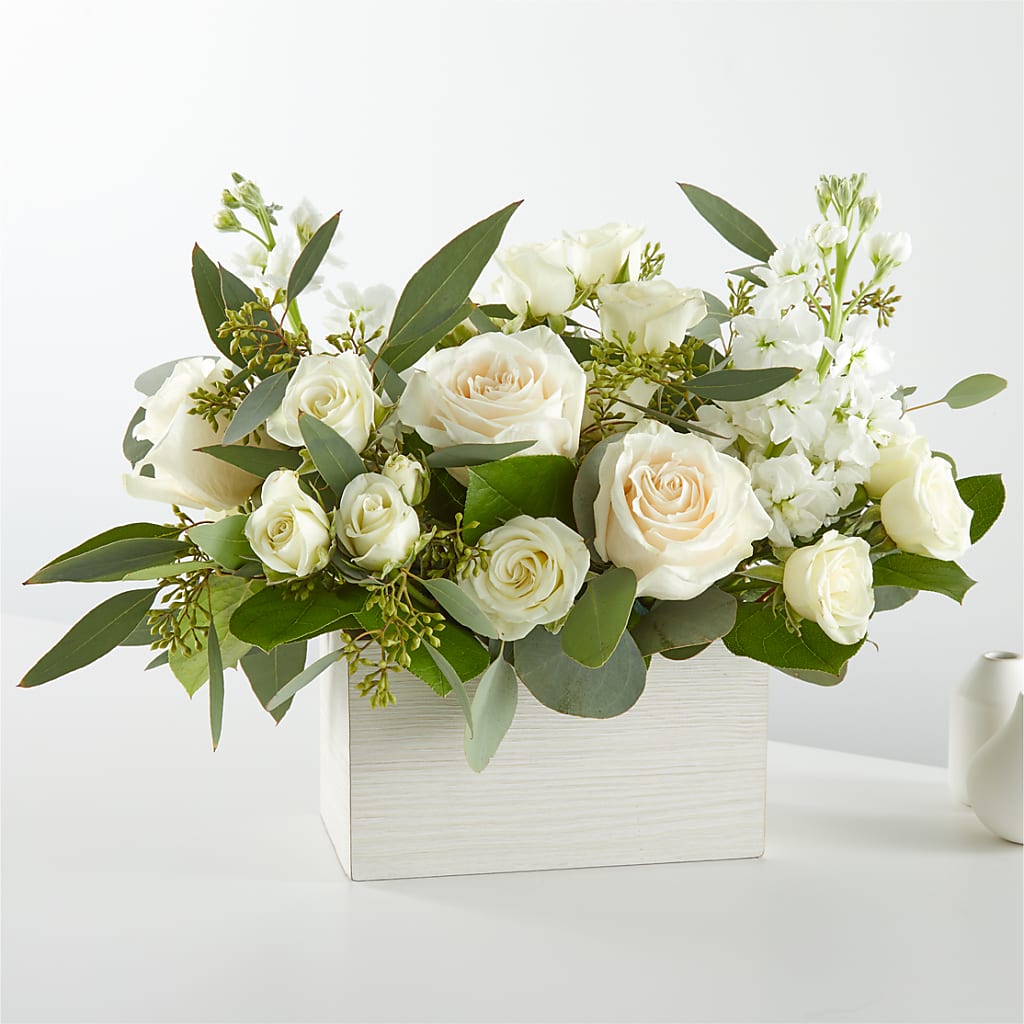 Fresh Linen Box Bouquet – Nacogdoches Floral Company, Nacogdoches TX