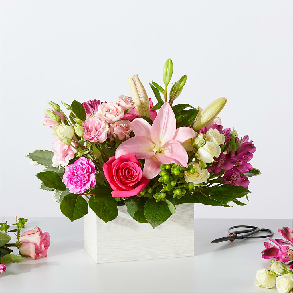Sweetberry Box – A Florist Original – Nacogdoches Floral Company, Nacogdoches TX