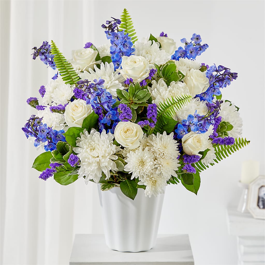 Hold Dear Tabletop Basket – Nacogdoches Floral Company, Nacogdoches TX