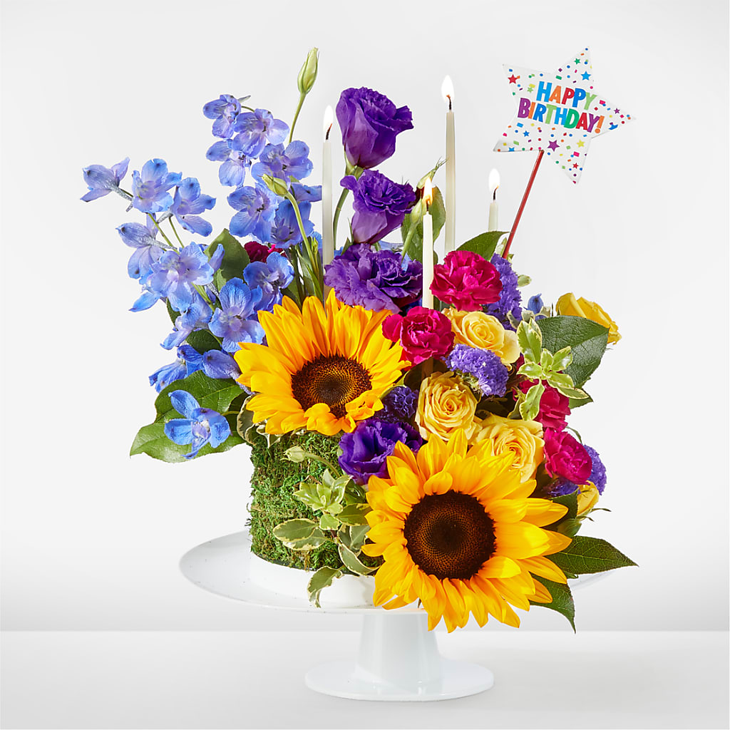 Star of the Day Floral Cake – Nacogdoches Floral Company, Nacogdoches TX