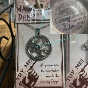 Magnify Necklace –  Nacogdoches Floral Company, Nacogdoches TX