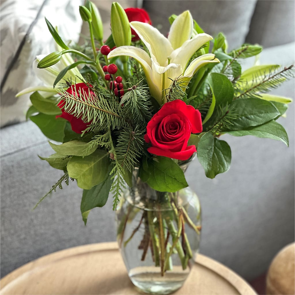Sparkling Snowflakes Bouquet –  Nacogdoches Floral Company, Nacogdoches TX