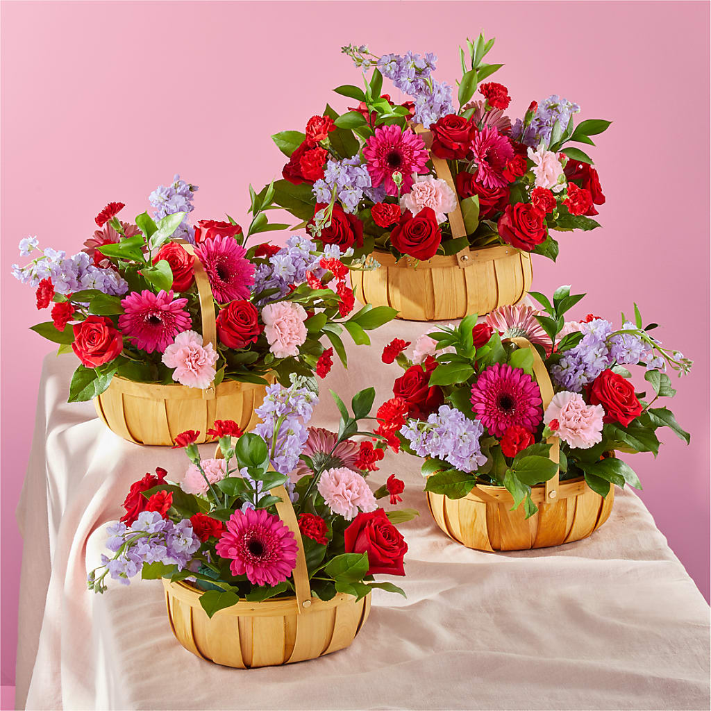 Pink Picnic Basket –  Nacogdoches Floral Company, Nacogdoches TX