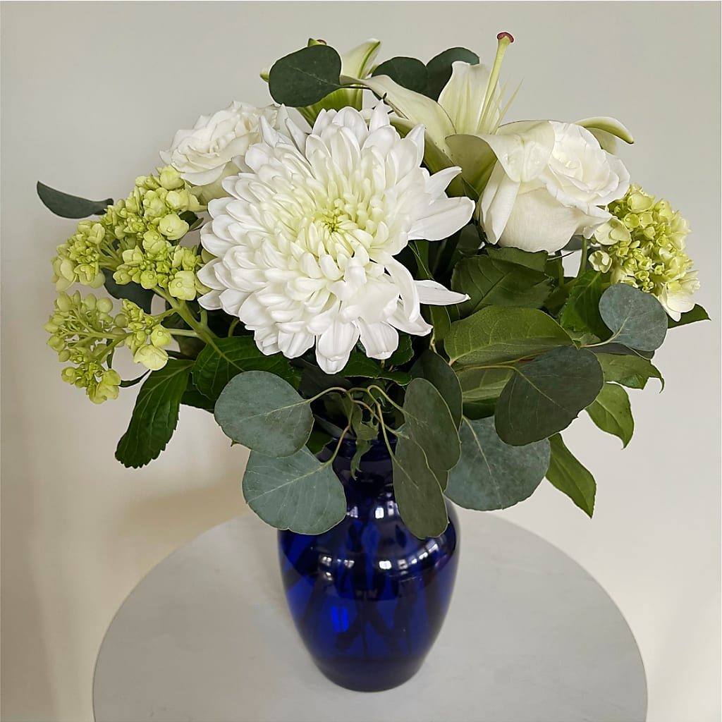 Snowy Dreams Bouquet –  Nacogdoches Floral Company, Nacogdoches TX
