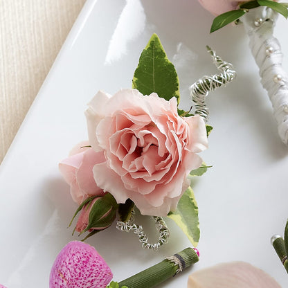 Pink Spray Rose Boutonniere –  Nacogdoches Floral Company, Nacogdoches TX